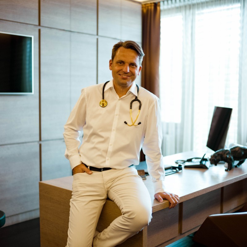 Dr. Reinhard Pregla